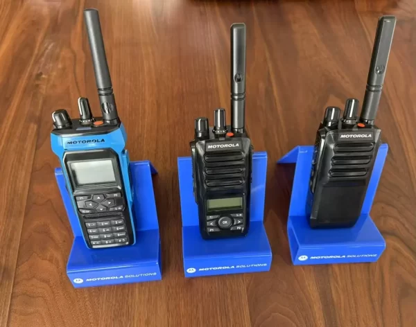 MOTOROLA R5 LKP DMR Digital Portable Radio - Image 2